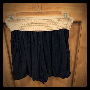 Hershe Faux Denim Fabric Shorts SZ L
